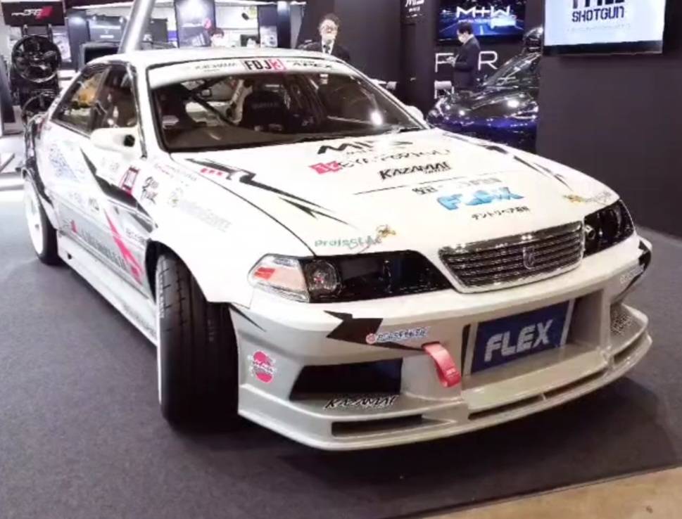 東京オートサロン2024にてG-POWERを施工したYoutuberガレドリ改 様のFDJ3のチャンピオンカーが展示されました。